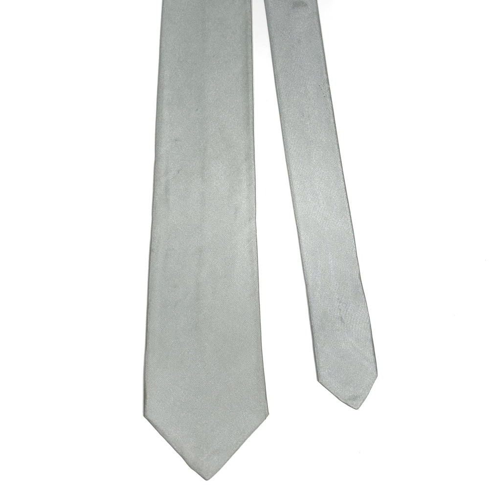Armani‎ Collezioni Men Light Icy Blue Silk Neck Tie 3.5" x 60" Made in Italy